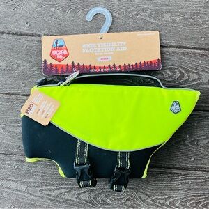 High Visibility Floatation Aid by Arcadia Trail